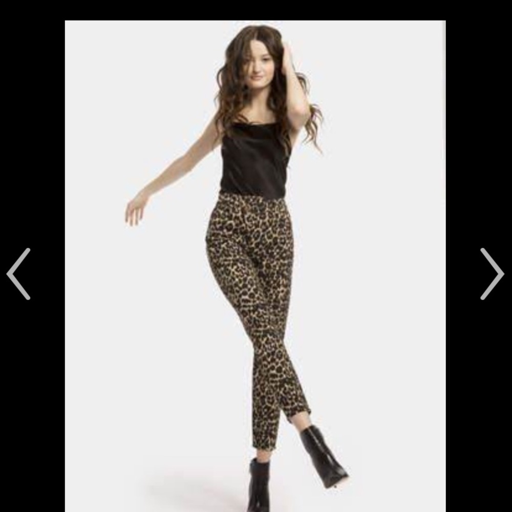 Alice and Olivia animal print leopard asymmetrical high waist jeans